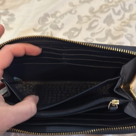 Kate Spade Long Wallet - Picture 8 of 8